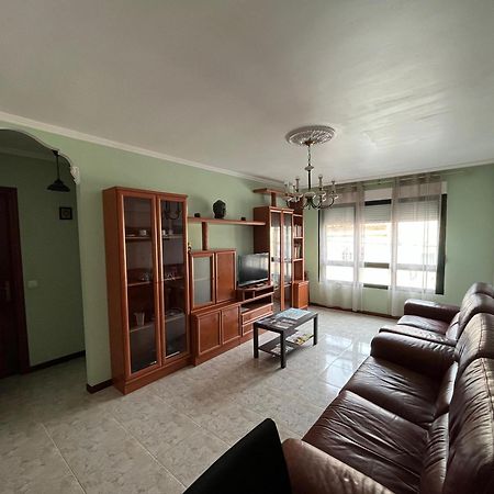 Ferienwohnung Alquiler Vacacional En Ribeira Exterior foto